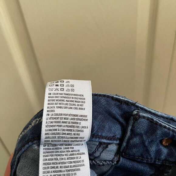 American Eagle Women's Cut Off Sky High Shortie Super Stretch Jean Short Size 2 - Picture 7 of 9